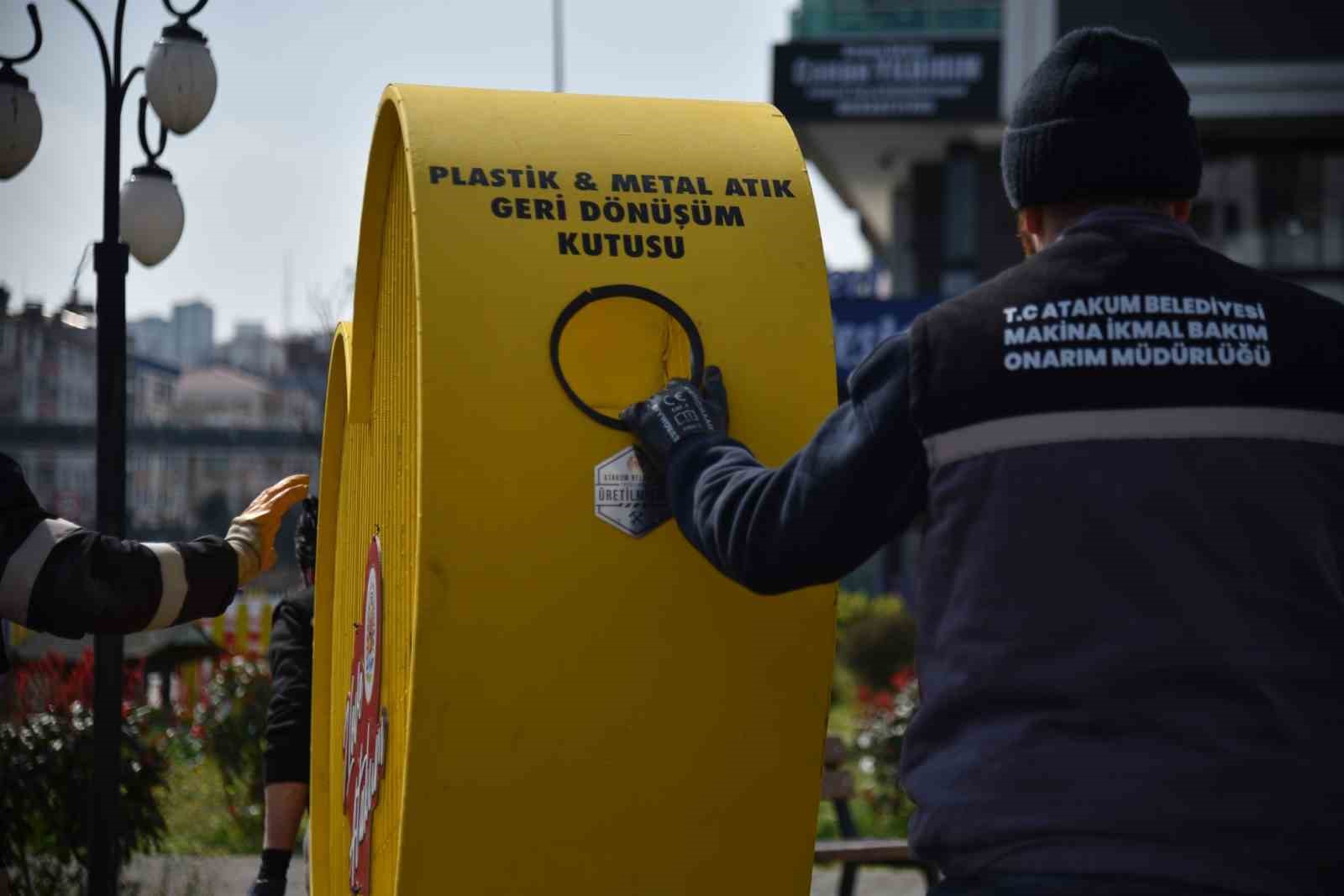 Atakum’a doğa dostu geri dönüşüm kutuları
