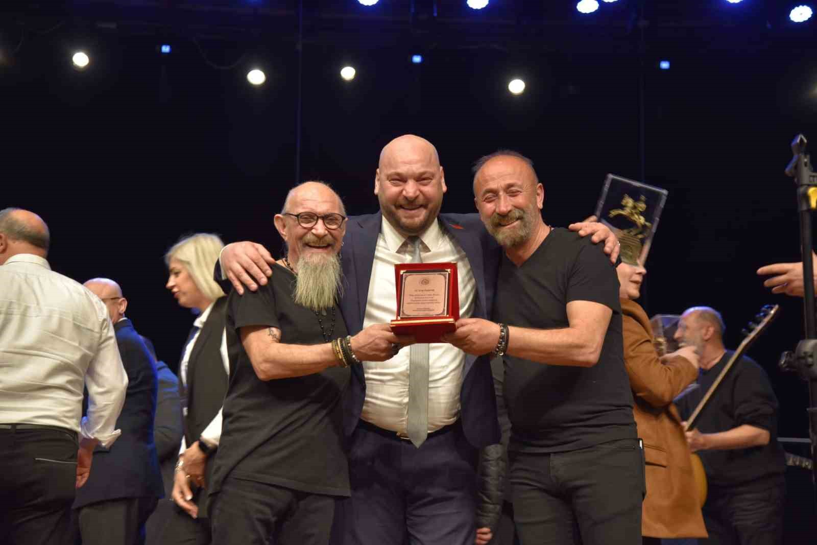 Atakum’da Edip Akbayram ve Volkan Konak anıldı
