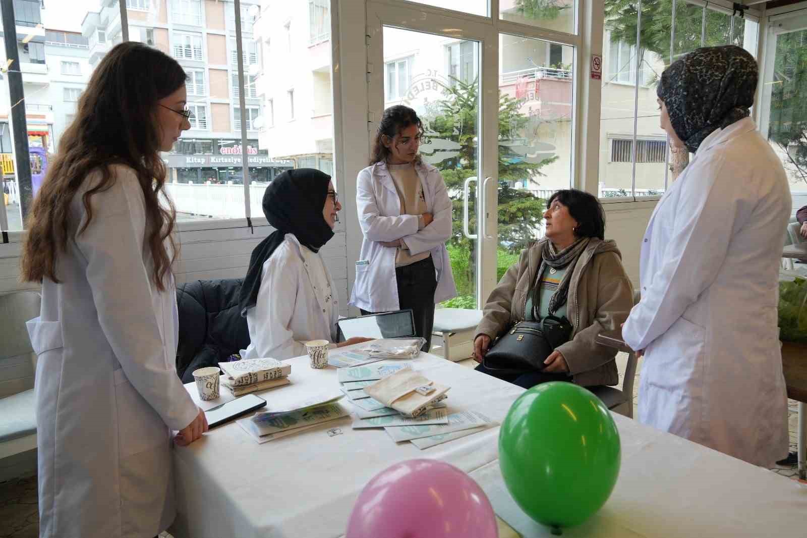 Atakum’da ücretsiz sağlık taramasına vatandaşlardan yoğun ilgi
Atakum’da ücretsiz sağlık taramasına vatandaşlardan yoğun ilgi