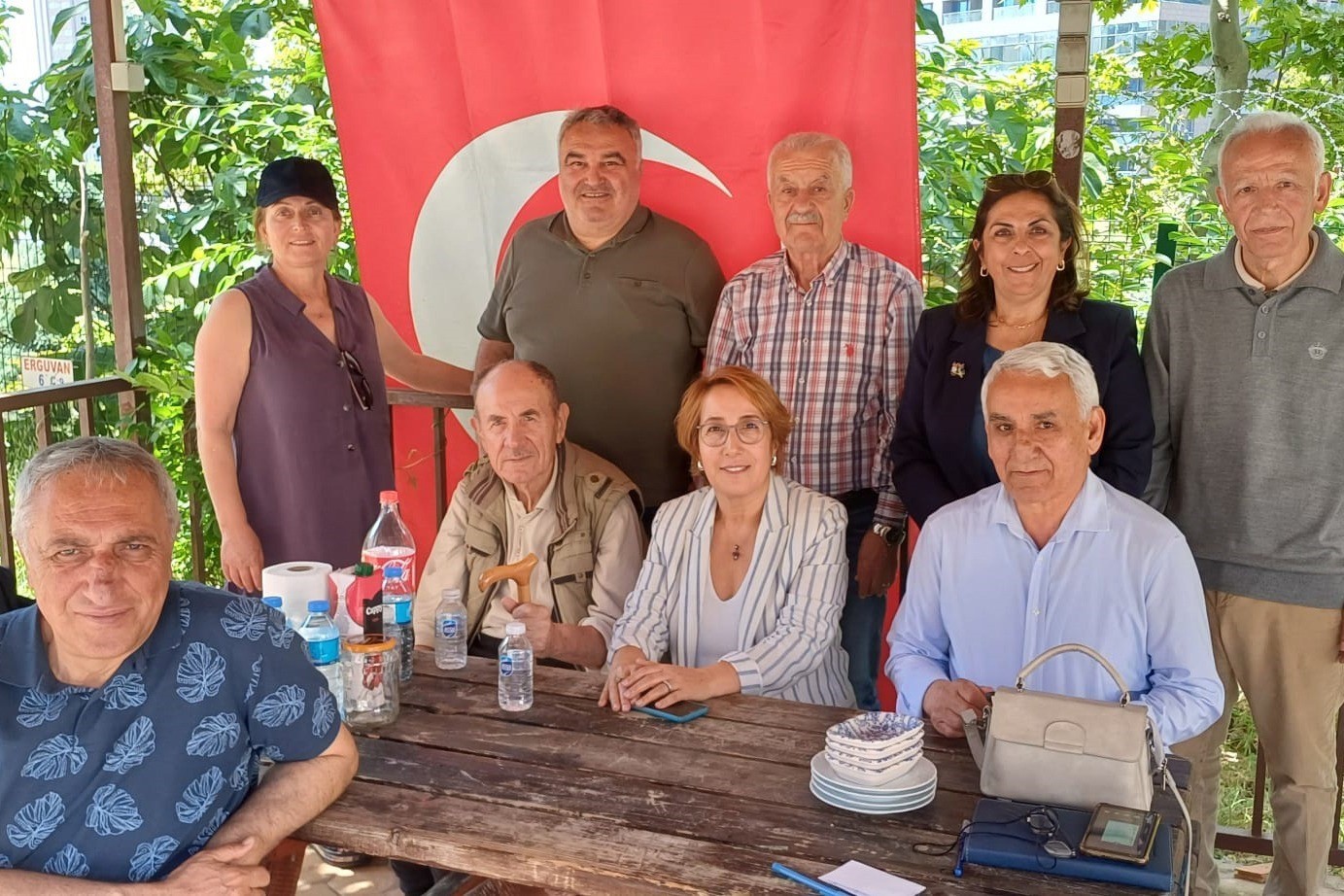 Ataşehir’de 201 site ziyaret edilerek doğrudan iletişim kuruldu
