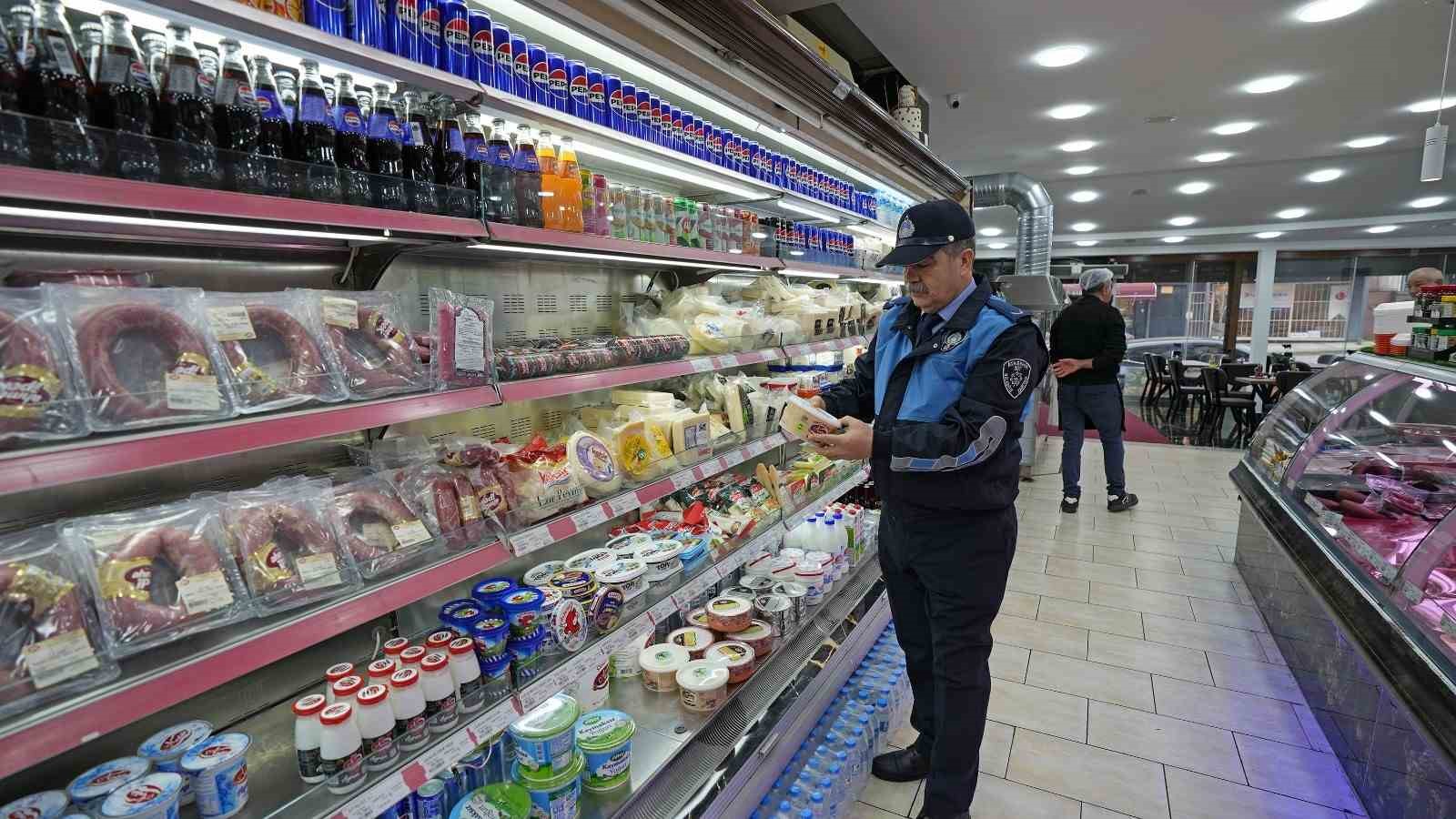 Ataşehir’de Ramazan hazırlıkları tüm yönleriyle sürüyor
