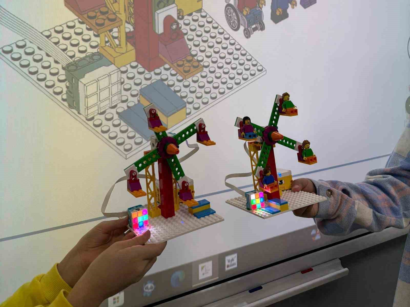 Atatürk Bilim Merkezinde temel robotik kodlama kursu başlıyor
Atatürk Bilim Merkezinde temel robotik kodlama kursu başlıyor