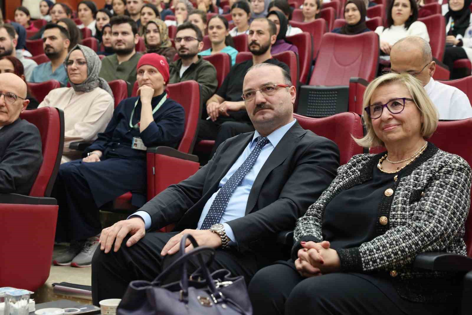 Atatürk Üniversitesi Araştırma Hastanesinde ERAS Sempozyumu
