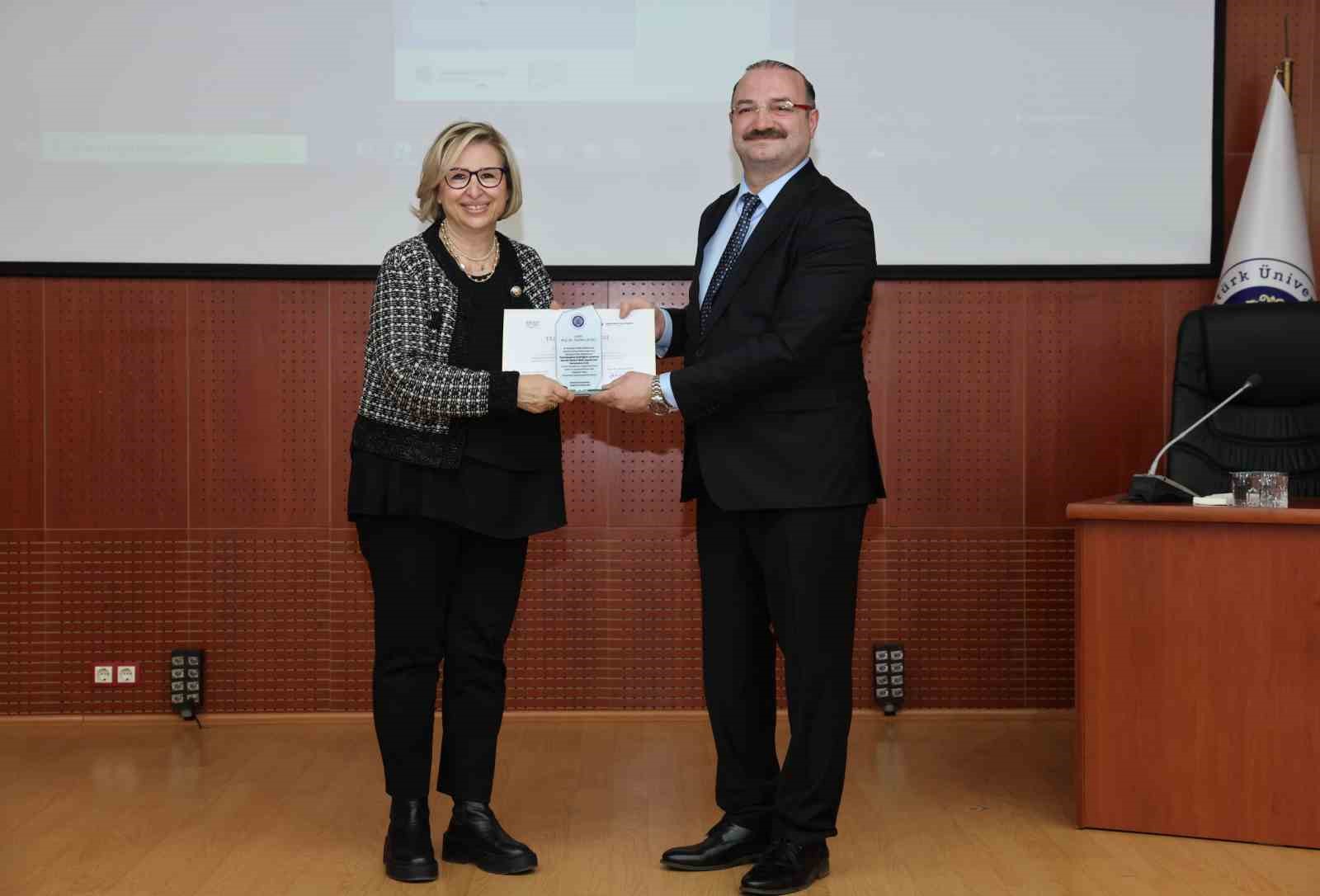 Atatürk Üniversitesi Araştırma Hastanesinde ERAS Sempozyumu
