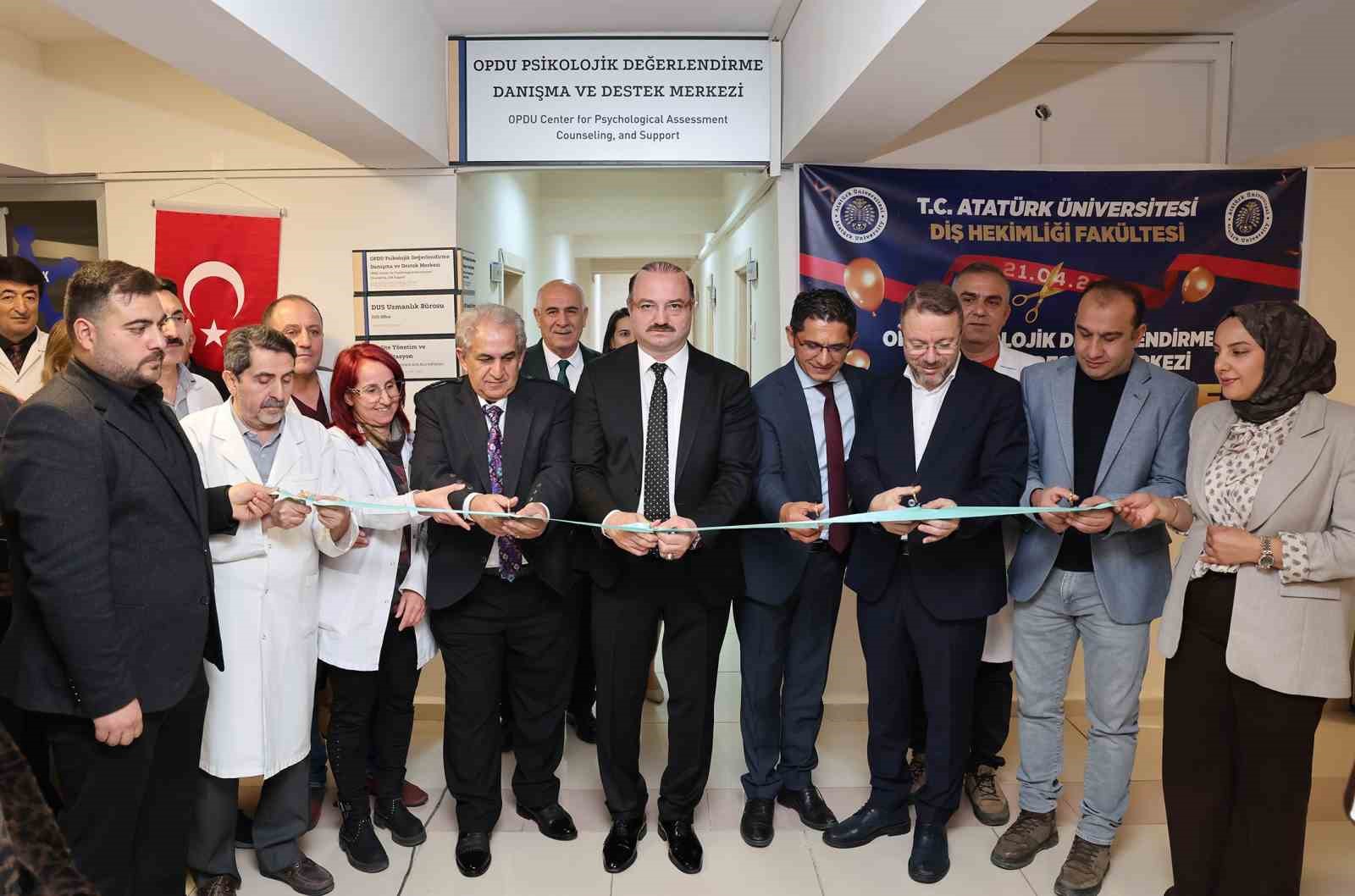 Atatürk Üniversitesi Diş Hekimliği Fakültesinde OPDU Kliniği ve Acil Tıbbi Müdahale Odası hizmete girdi
