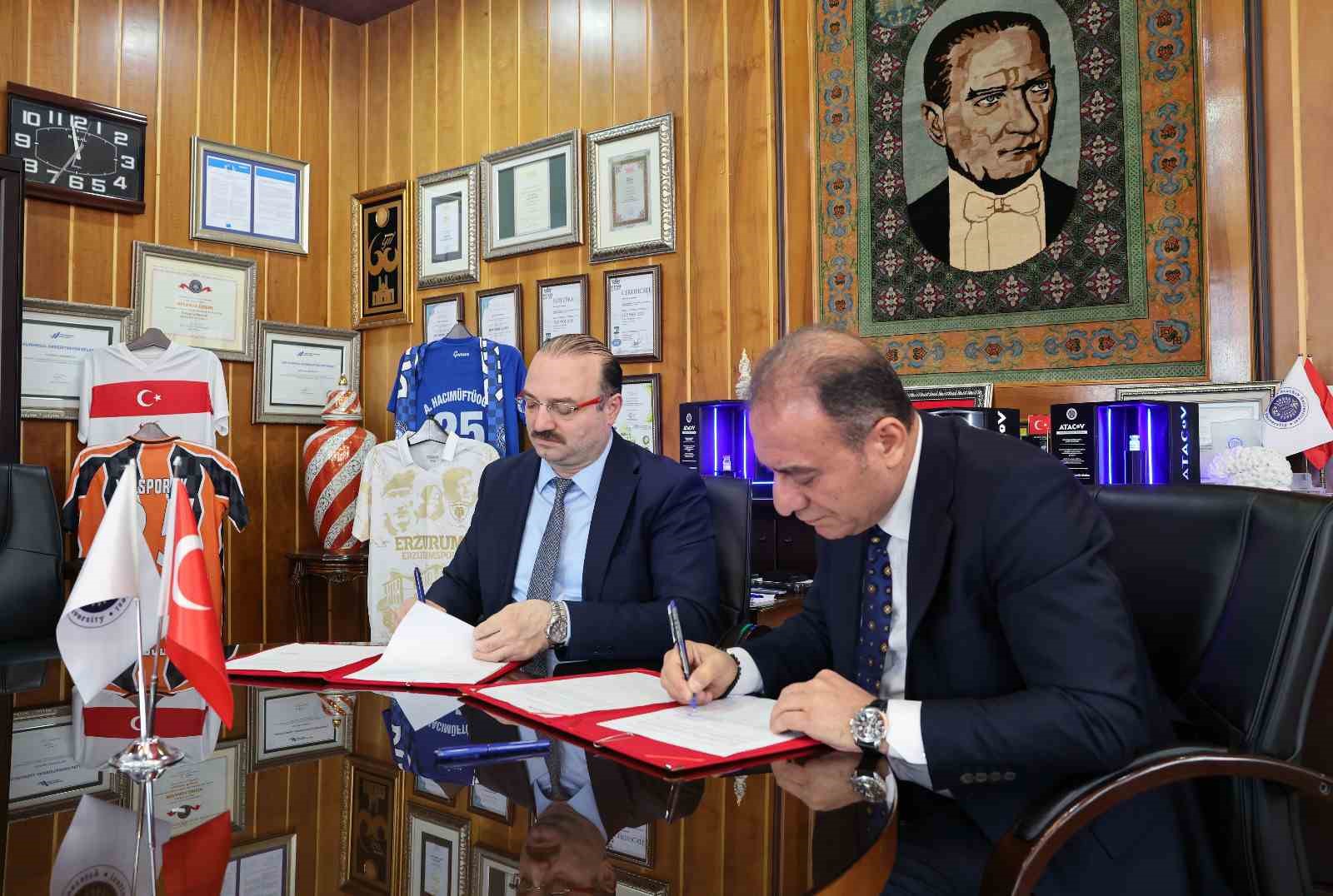 Atatürk Üniversitesi personeline tarihi promosyon anlaşması
Atatürk Üniversitesi personeline tarihi promosyon anlaşması