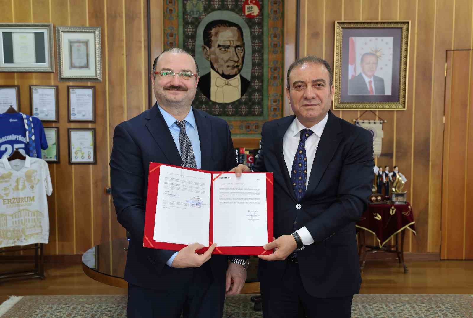 Atatürk Üniversitesi personeline tarihi promosyon anlaşması
Atatürk Üniversitesi personeline tarihi promosyon anlaşması