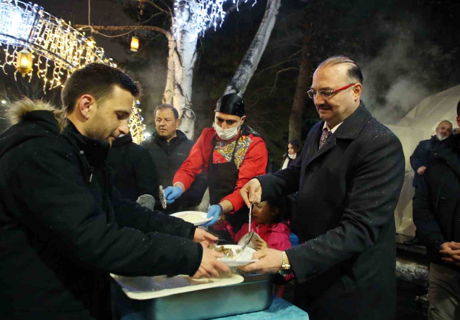 Atatürk Üniversitesinde Ramazan’ın manevi iklimi "Ramazan Yolu"nda yaşandı
