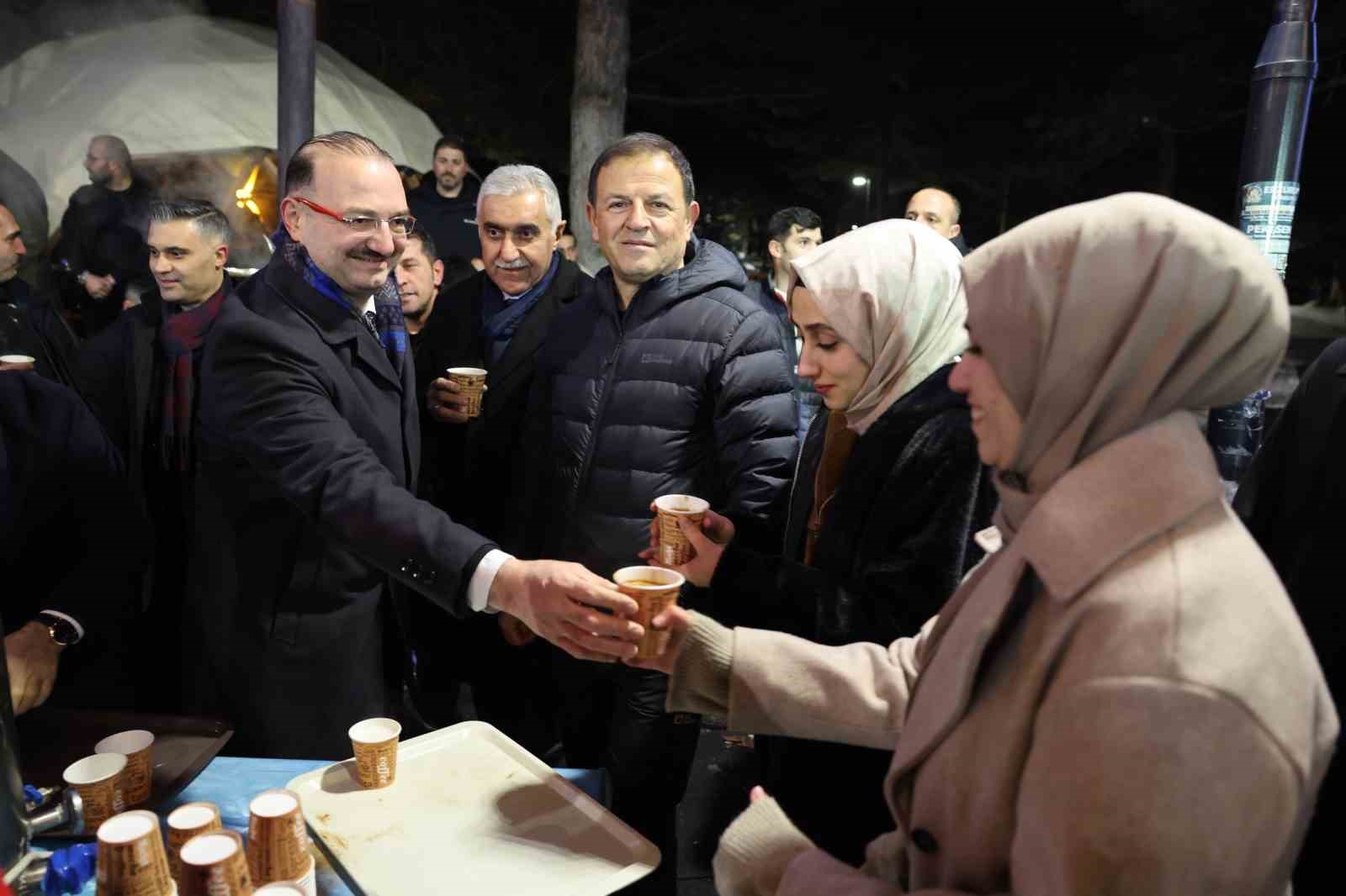 Atatürk Üniversitesinde Ramazan’ın manevi iklimi "Ramazan Yolu"nda yaşandı
