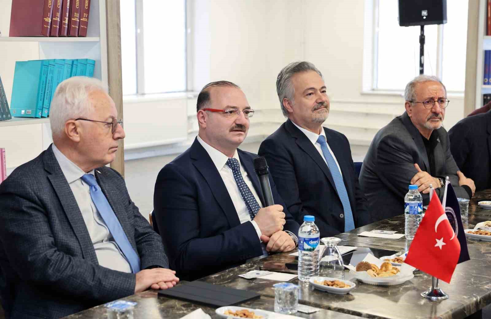 Atatürk Üniversitesinde TEKNOFEST akademik danışmanlar toplantısı düzenlendi
