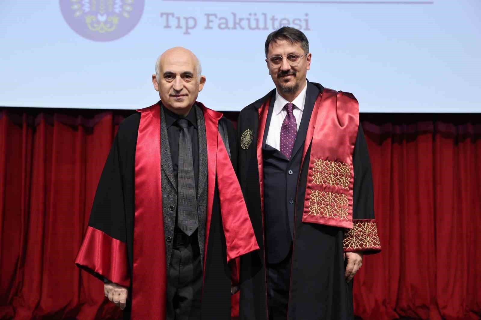 Atatürk Üniversitesinde  Tıp Bayramı ve akademik giysi töreni coşkusu
