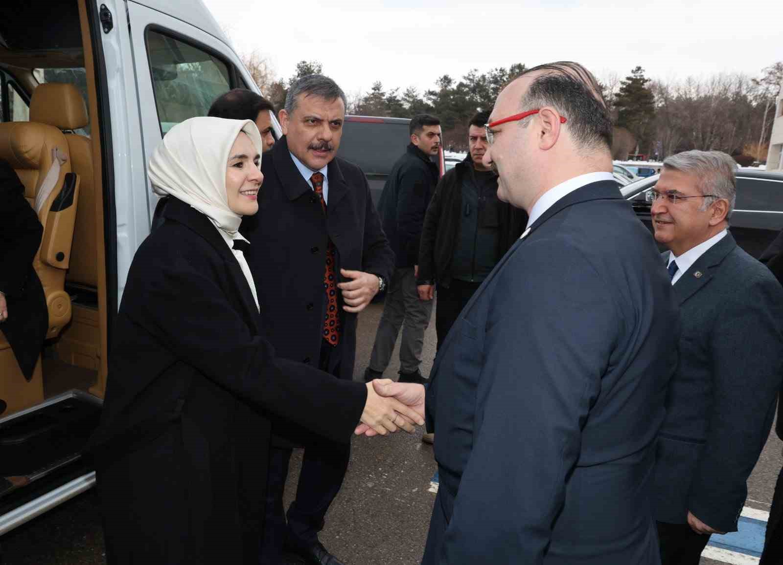 Atatürk Üniversitesi’nden örnek misafirperverlik
