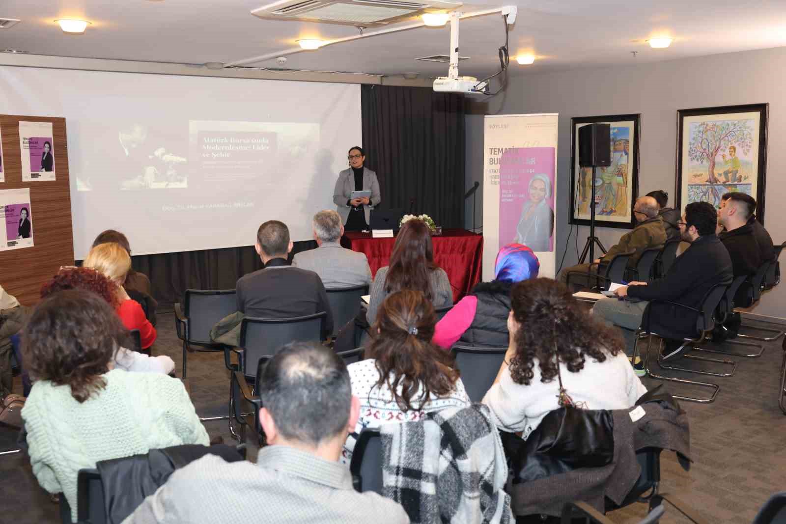 Atatürk ve Cumhuriyet’in Bursa’daki izleri Nilüfer’de konuşuldu
