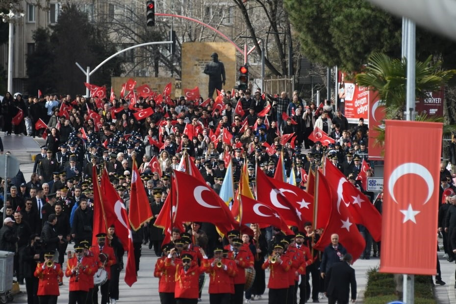 Atatürk’ün Balıkesir’e gelişinin 103. yılı kutlandı
Atatürk’ün Balıkesir’e gelişinin 103. yılı kutlandı