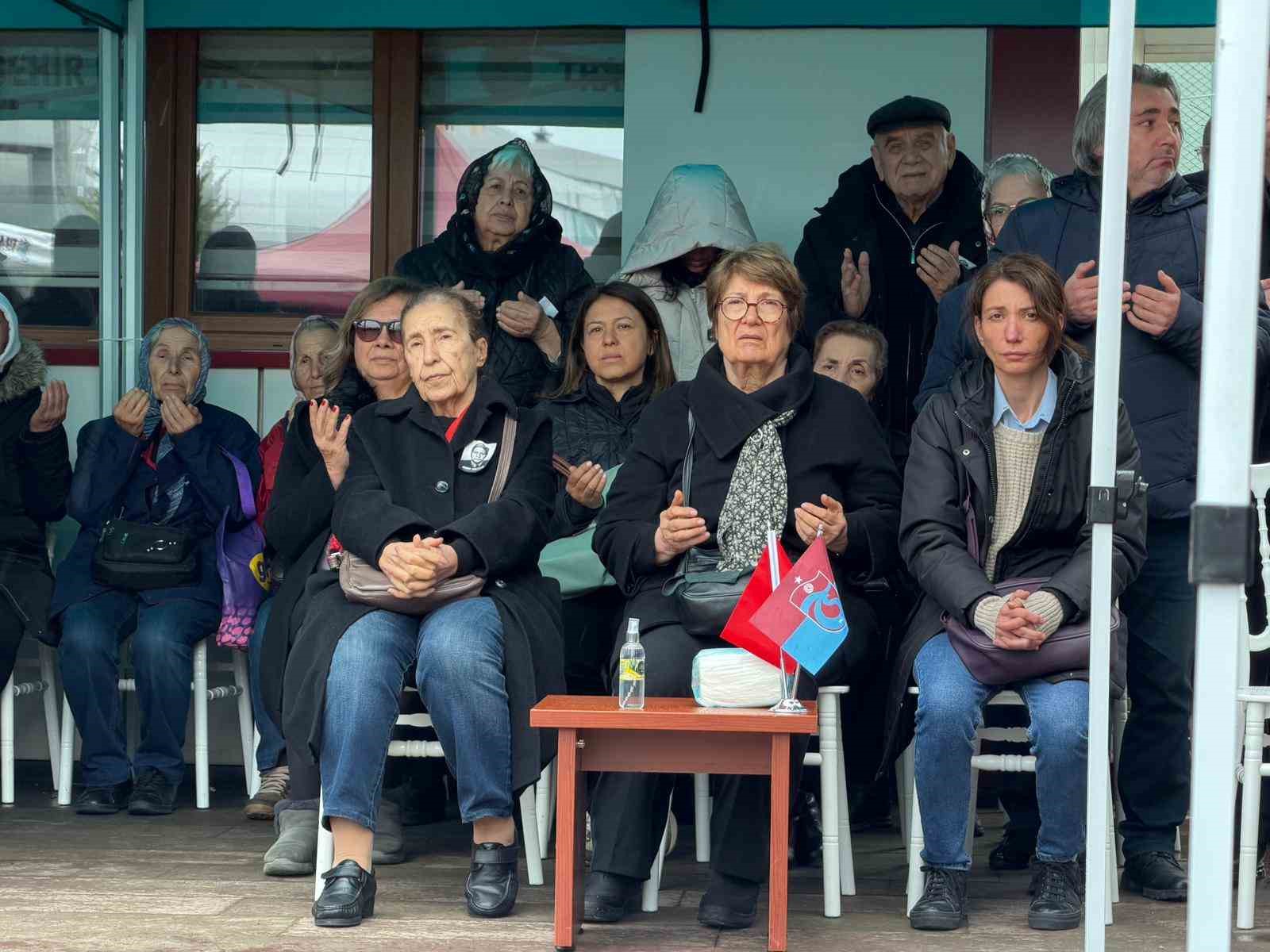 Atay Aktuğ için tören düzenlendi
