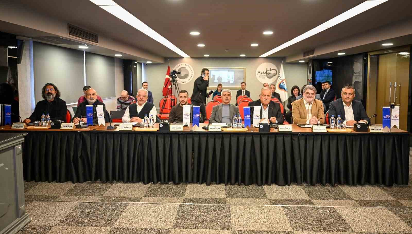 ATB Başkanı Çandır: " Emperyalist fırsat saldırıları enerjiden tarıma her şeyi etkiledi"
