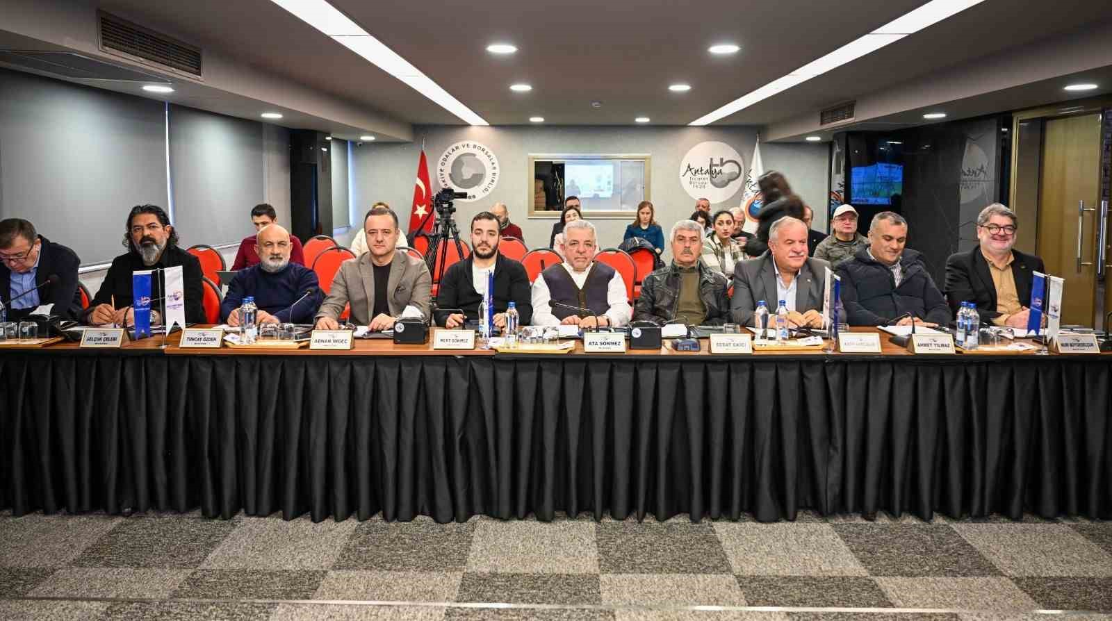 ATB Başkanı Çandır: "Fırtınada zarar gören alanlar aynı dere ve çay havzasında"
