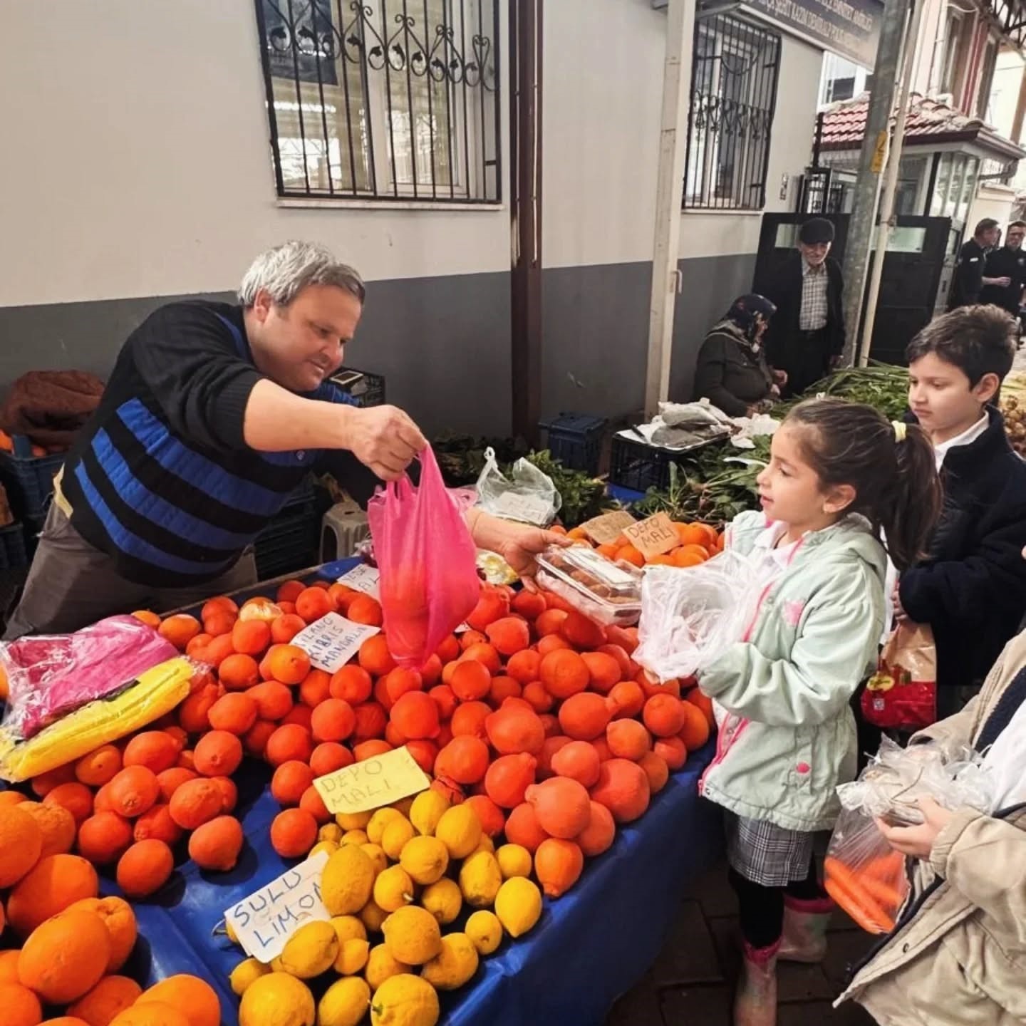 Atça’da miniklerden sürdürülebilirlik için ’Takas Pazarı’
