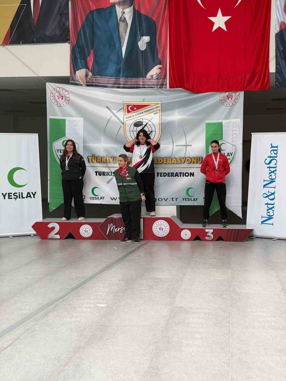 Atıcılık yarışlarında Kayseri rüzgarı
