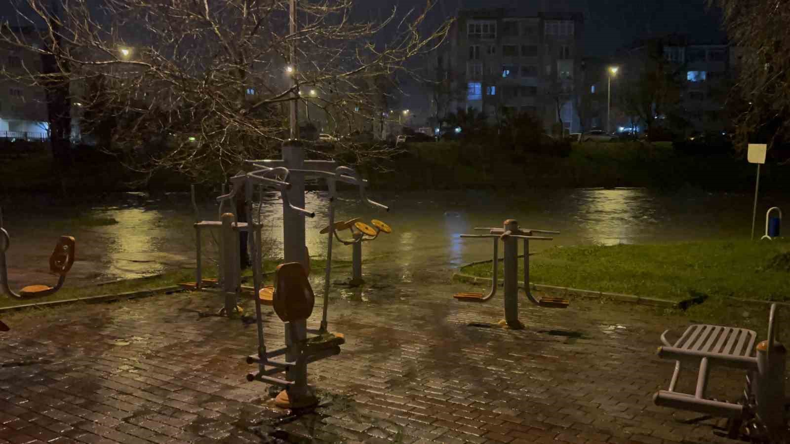 Atikhisar Barajı yüzde 100’e ulaştı, Sarıçay taştı
