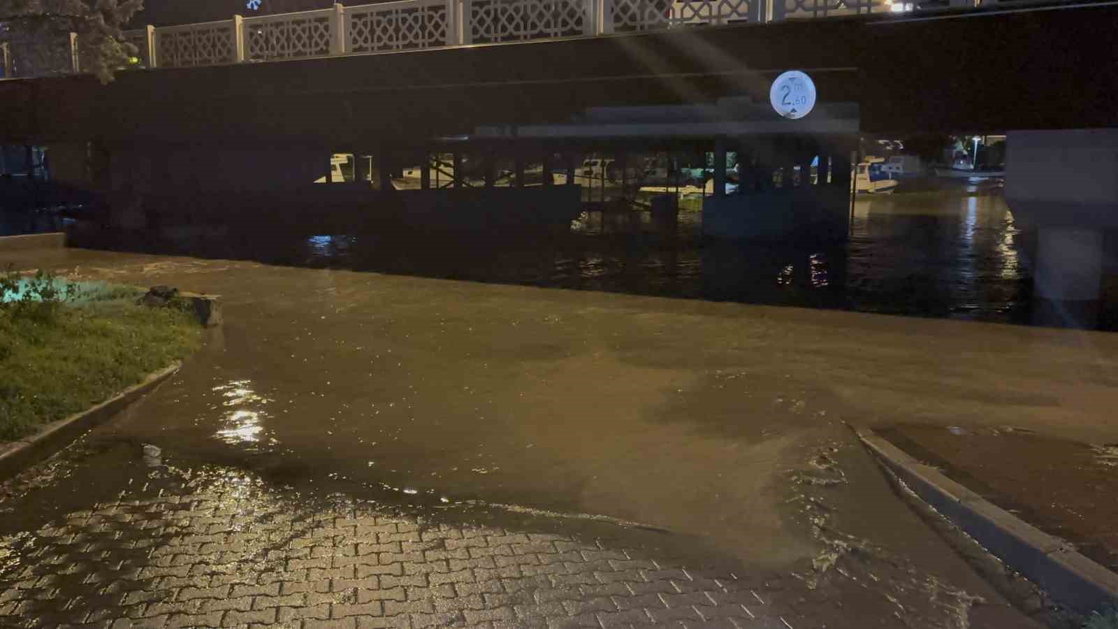 Atikhisar Barajı yüzde 100’e ulaştı, Sarıçay taştı
