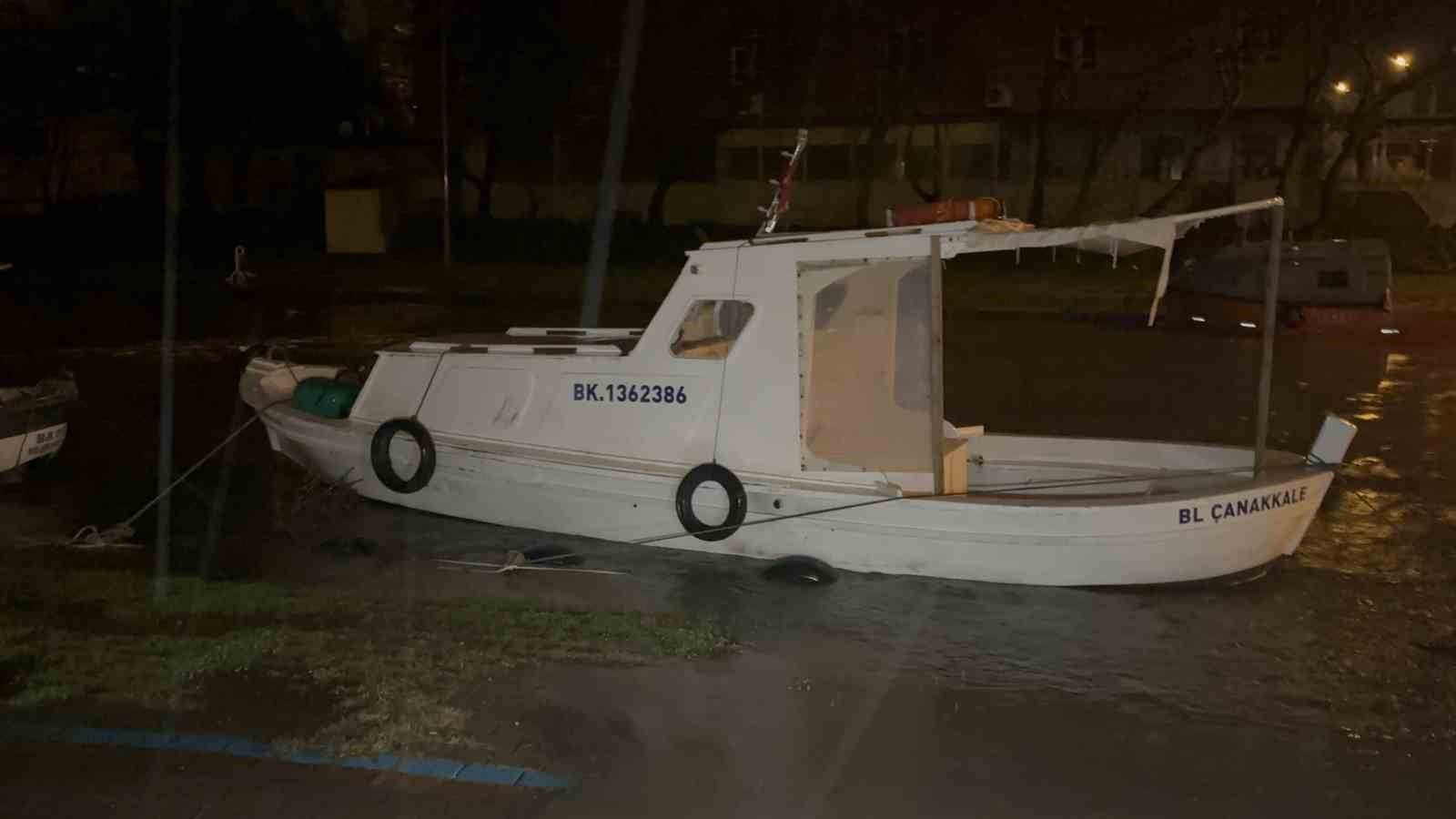 Atikhisar Barajı yüzde 100’e ulaştı, Sarıçay taştı
