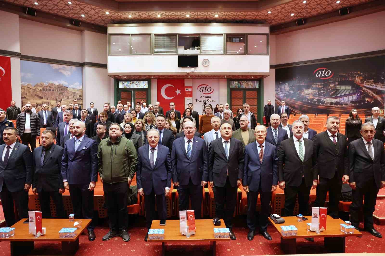 ATO Başkanı Baran: "Büyük ölçekli yangın yaşayan işletmelerin yaklaşık yüzde 40’ı faaliyetlerine geri dönemiyor"
ATO Başkanı Baran: "Büyük ölçekli yangın yaşayan işletmelerin yaklaşık yüzde 40’ı faaliyetlerine geri dönemiyor"