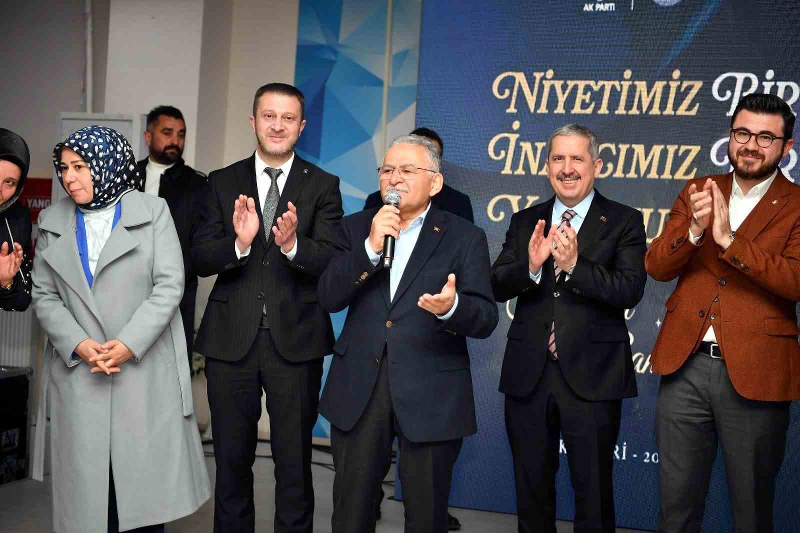 Atom karınca her yerde
Atom karınca her yerde