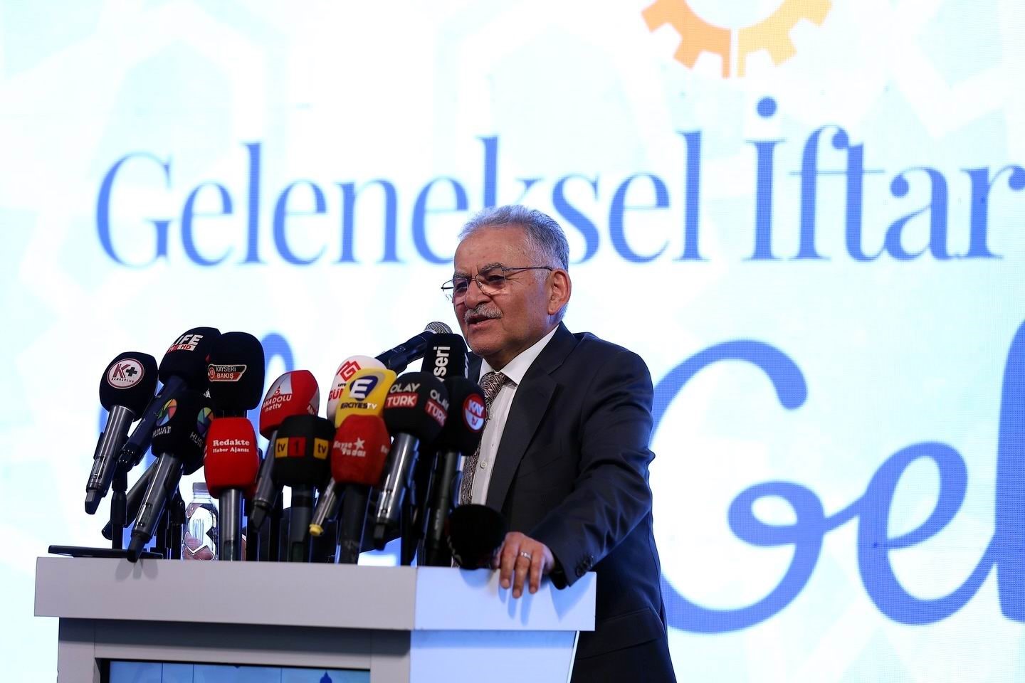 Atom karınca her yerde
Atom karınca her yerde