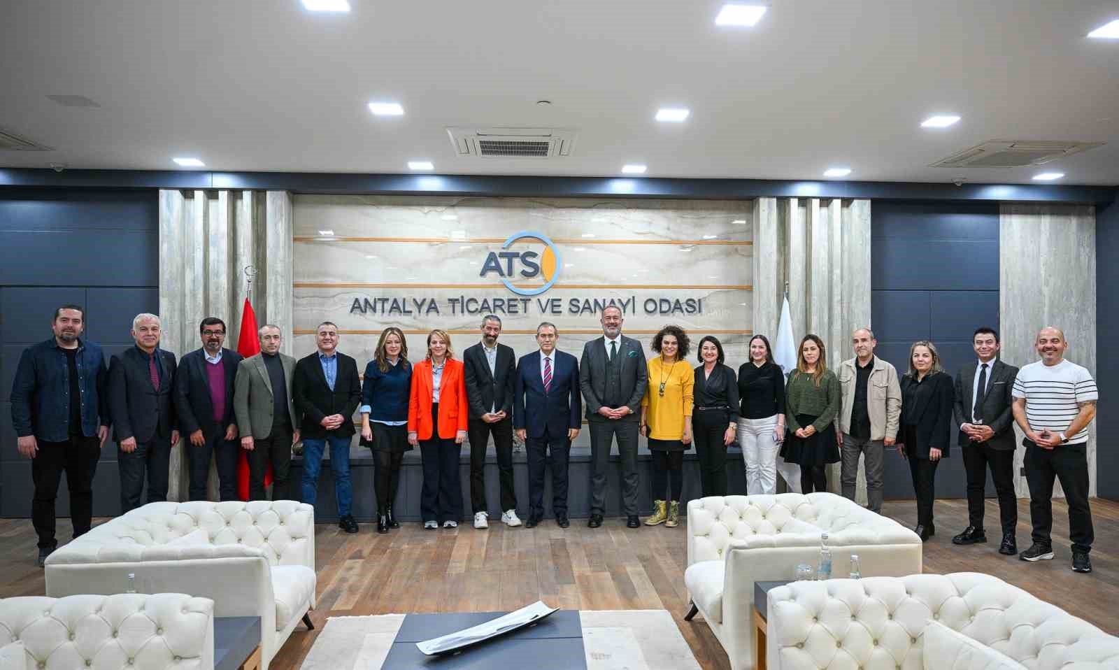 ATSO Başkanı Hacısüleyman: "Antalya’nın sermayesinin yüzde 24’ü yabancı şirketlerden geliyor"
