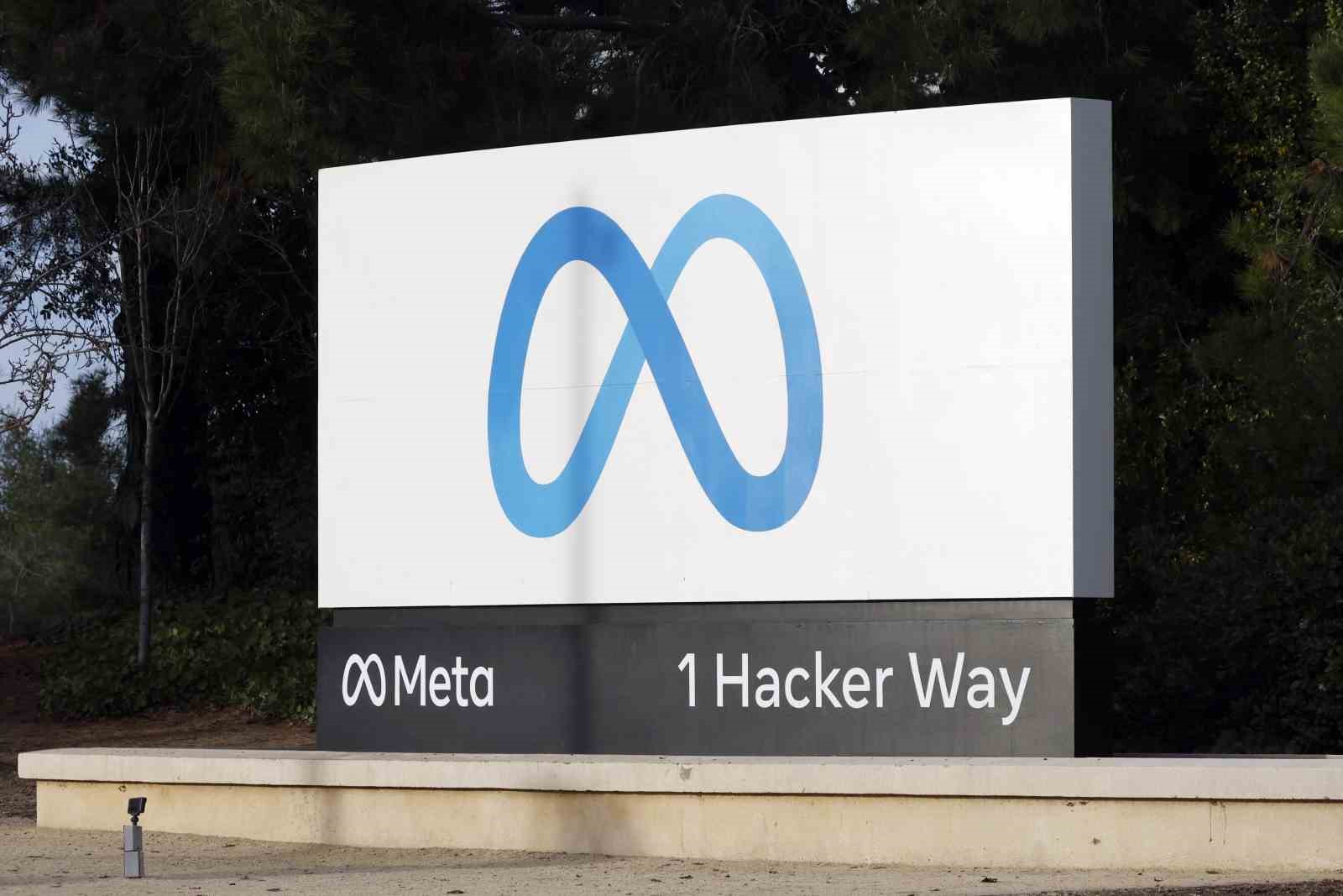 Avrupa Komisyonu, Facebook ve Instagram’ın Dijital Hizmetler Yasası’nı ihlal ettiğini tespit etti
