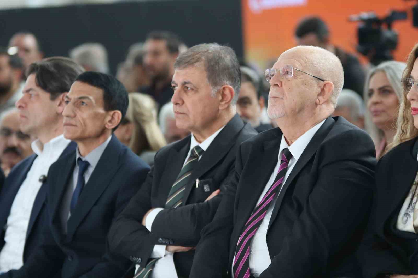 Avrupa’nın dev tarım fuarı Agroexpo İzmir’de kapılarını açtı
Avrupa’nın dev tarım fuarı Agroexpo İzmir’de kapılarını açtı