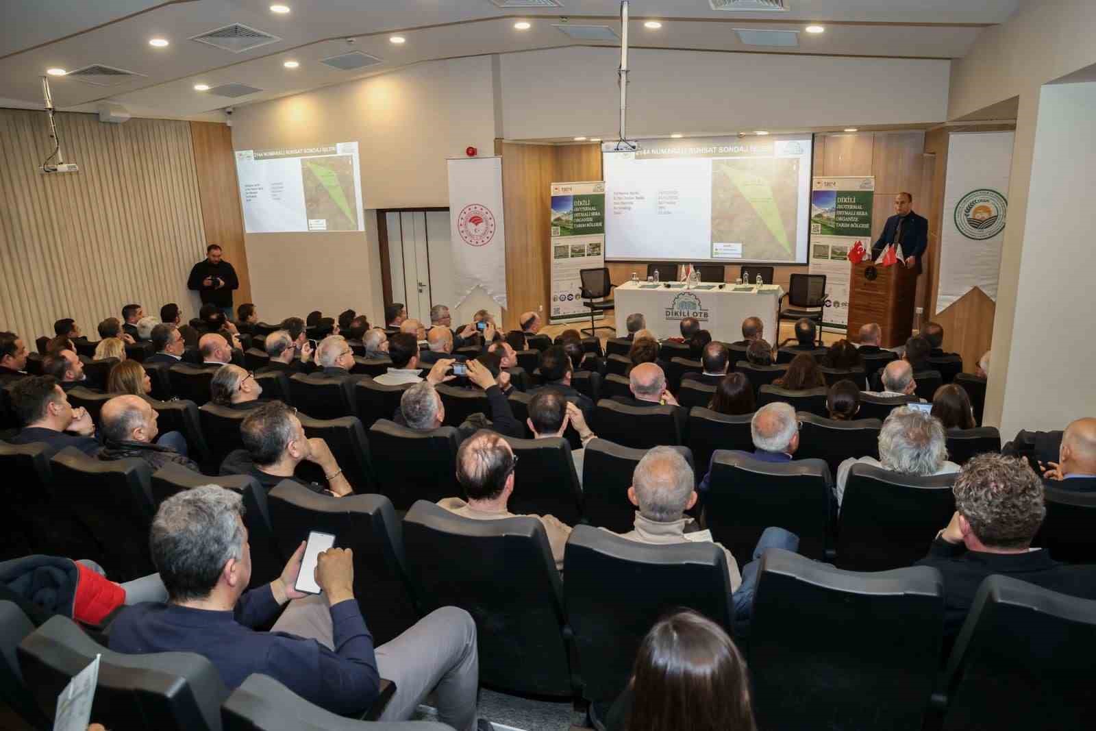 Avrupa’nın en büyük sera kümelenmelerinden biri Dikili’de yükseliyor
Avrupa’nın en büyük sera kümelenmelerinden biri Dikili’de yükseliyor