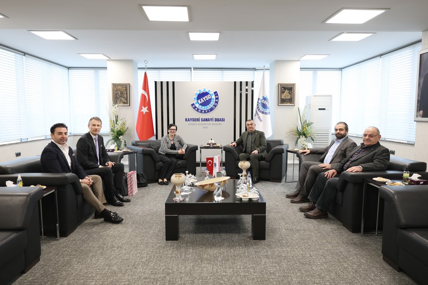 Avusturya Ankara Büyükelçisi Juen: "İş dünyası arasındaki bağlantıların güçlendirilmesi, yeni yatırım fırsatlarını beraberinde getirecek"
