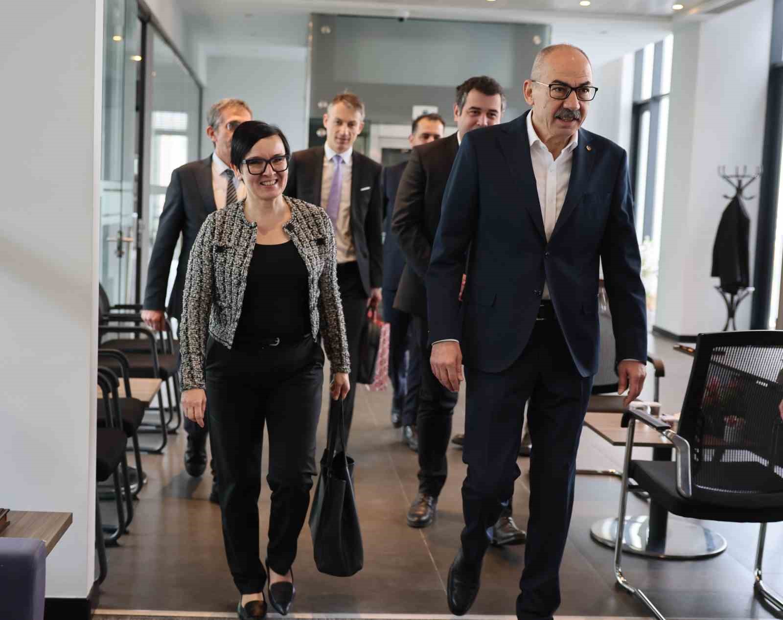 Avusturya’nın Ankara Büyükelçisi ile Ticaret Müşavirinden KTO’ya ziyaret
