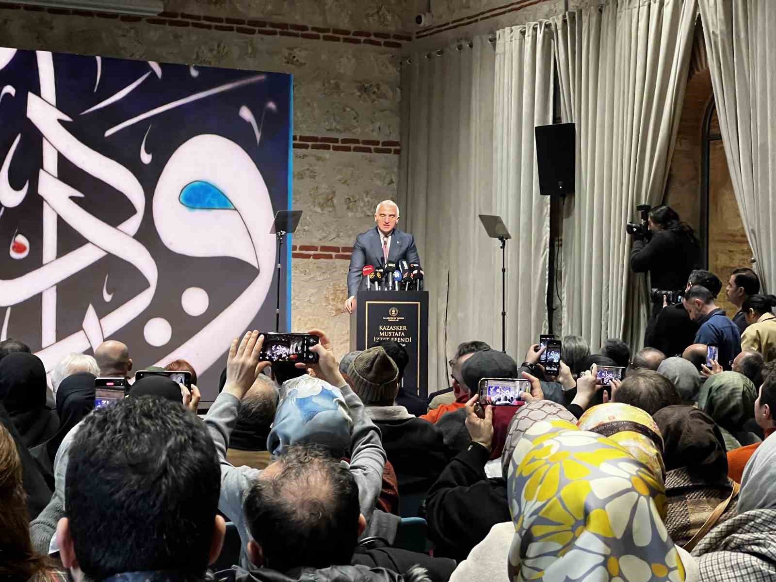 ’Ayasofya Hattatı’ Kazasker Mustafa İzzet Efendi’ye büyük vefa
