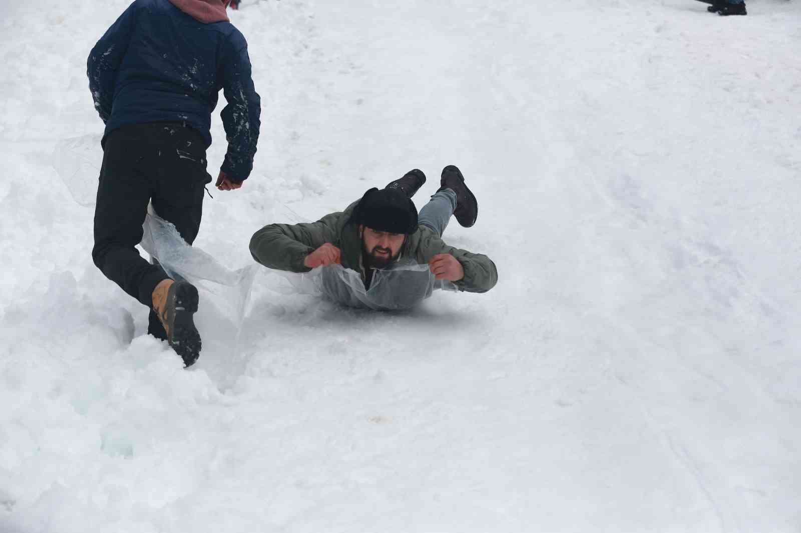 Ayder Yaylası’nda Kardan Adam Kış Festivali coşkusu
