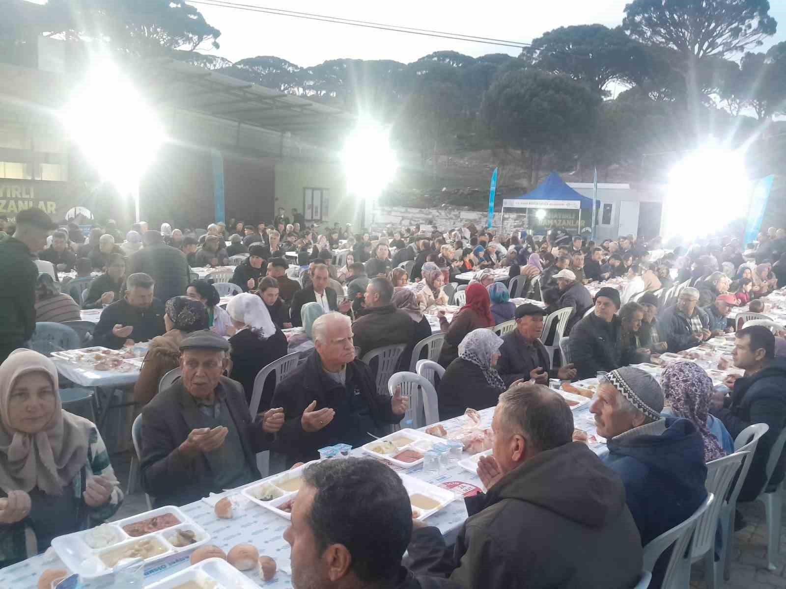 Aydın Büyükşehir Belediyesi Ramazan’ın bereketini kentin dört bir yanına taşımayı sürdürüyor
