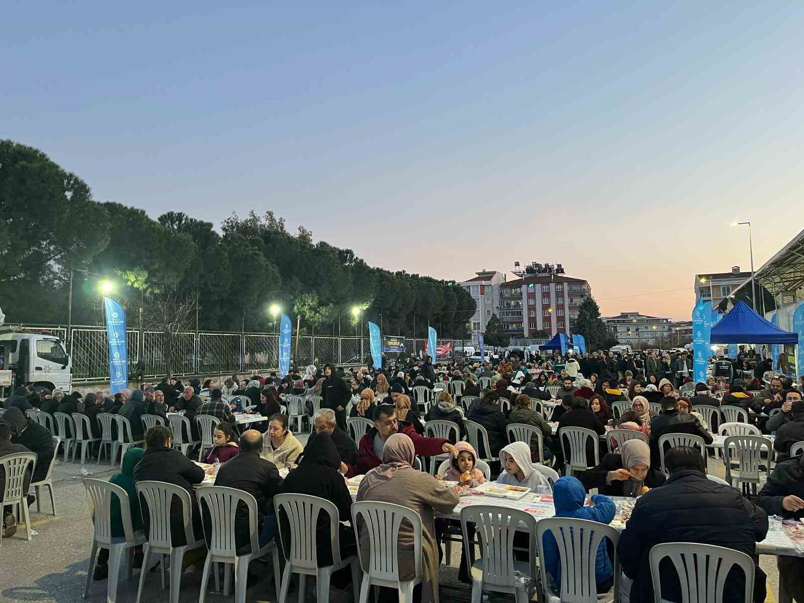Aydın Büyükşehir Belediyesi Ramazan’ın bereketini kentin dört bir yanına taşıyor
