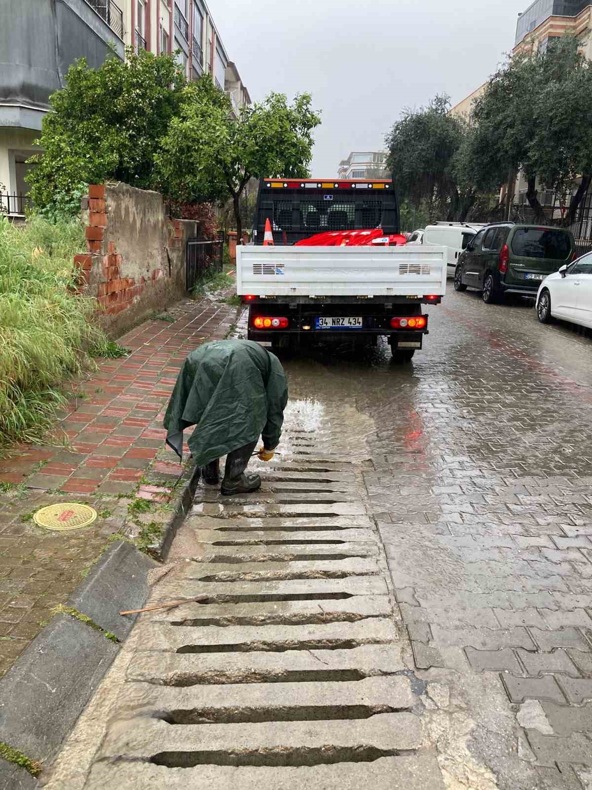 Aydın Büyükşehir Belediyesi ve ASKİ ekipleri yapışa karşı teyakkuzda
