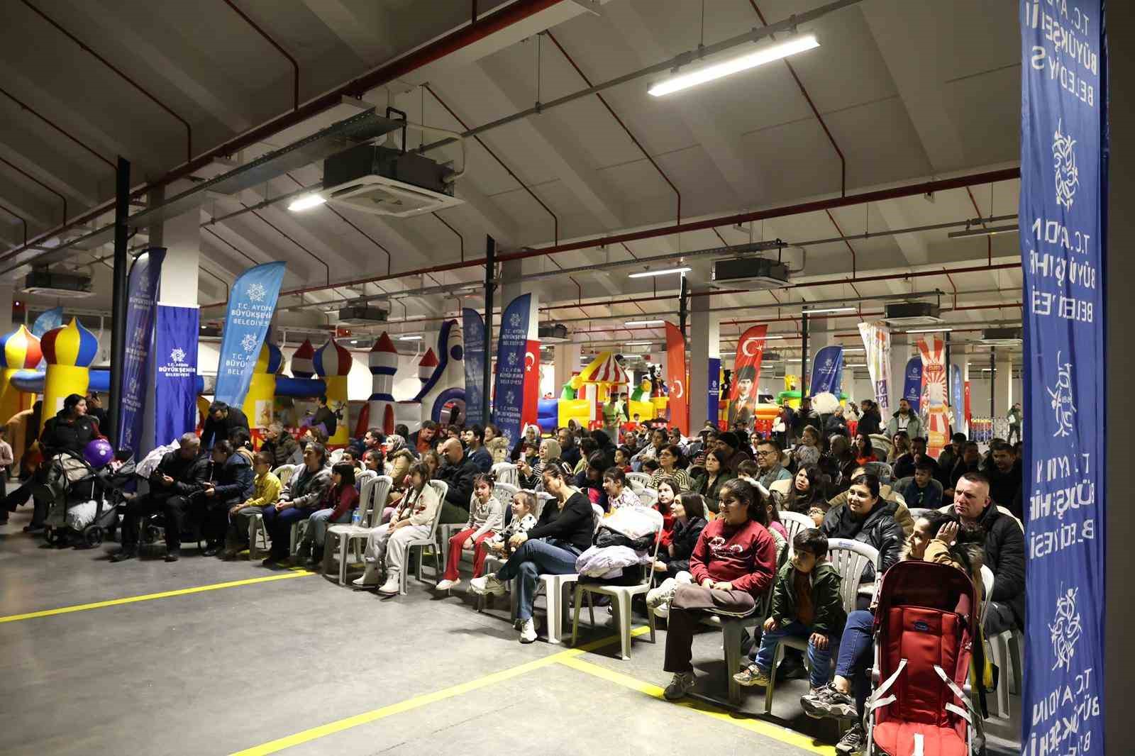 Aydın Büyükşehir Belediyesi’nin Ramazan etkinlikleri başladı
Aydın Büyükşehir Belediyesi’nin Ramazan etkinlikleri başladı