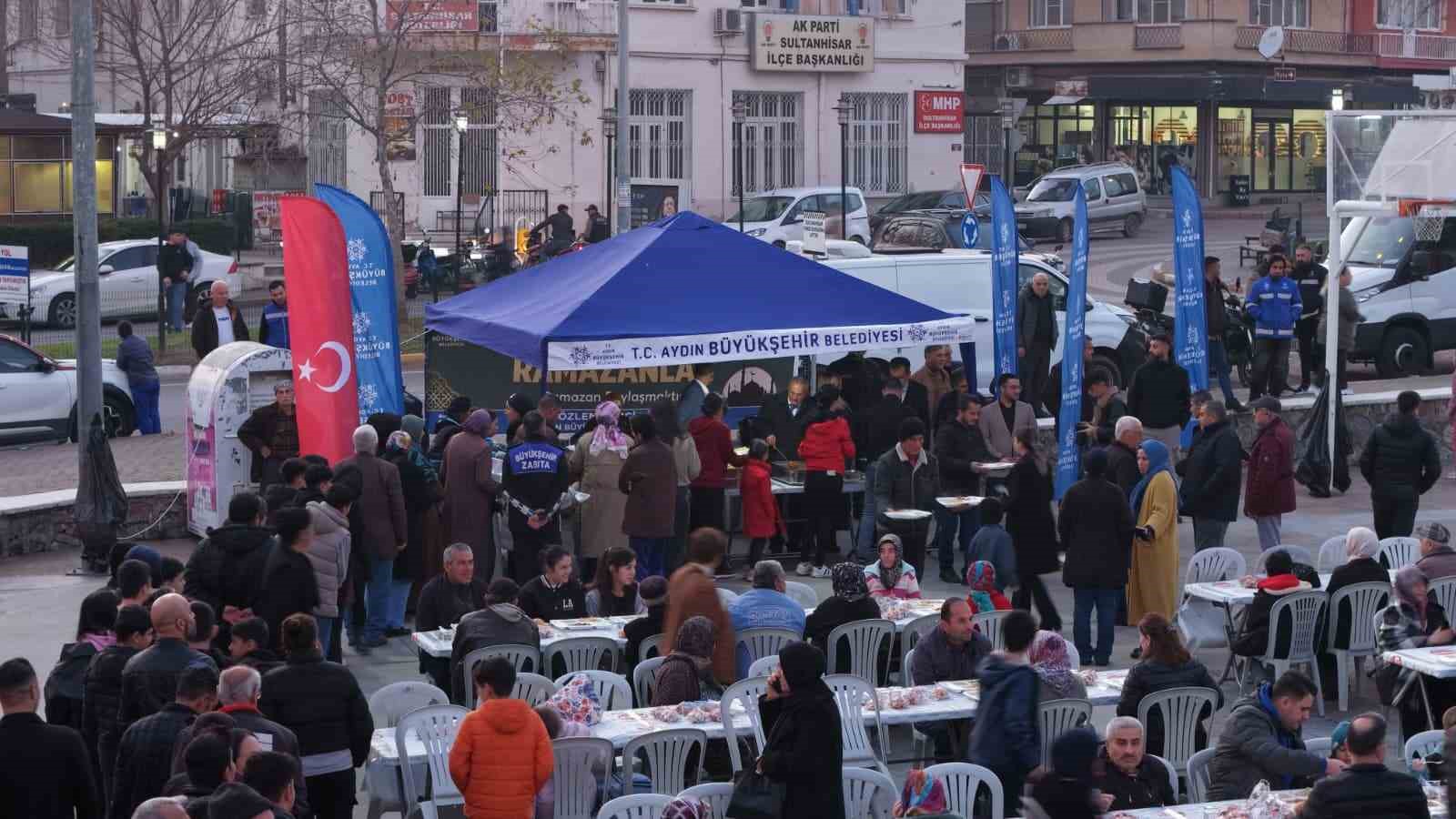 Aydın Büyükşehir Belediyesi’nin Ramazan etkinlikleri Sultanhisarlılarla buluştu
