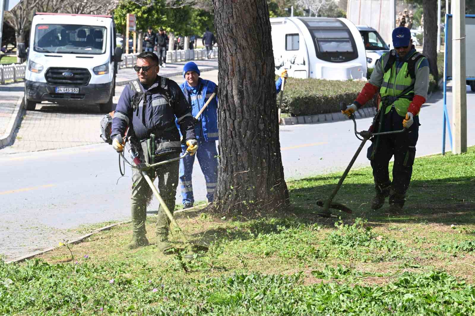 Aydın Büyükşehir, Didim’de çalışmalarını sürdürüyor
