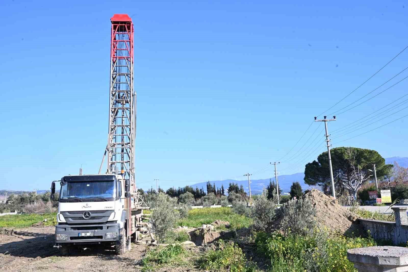 Aydın Büyükşehir, Kuşadası’nda sondaj çalışmalarını sürdürüyor
