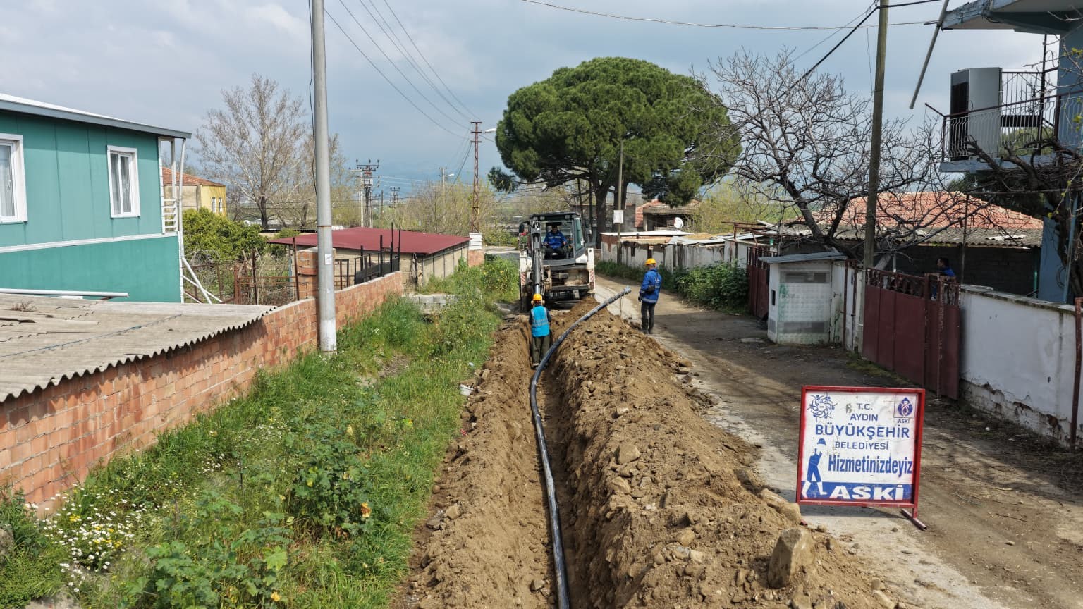 Aydın Büyükşehir’in ilçelerde altyapı yatırımlarını sürüyor
