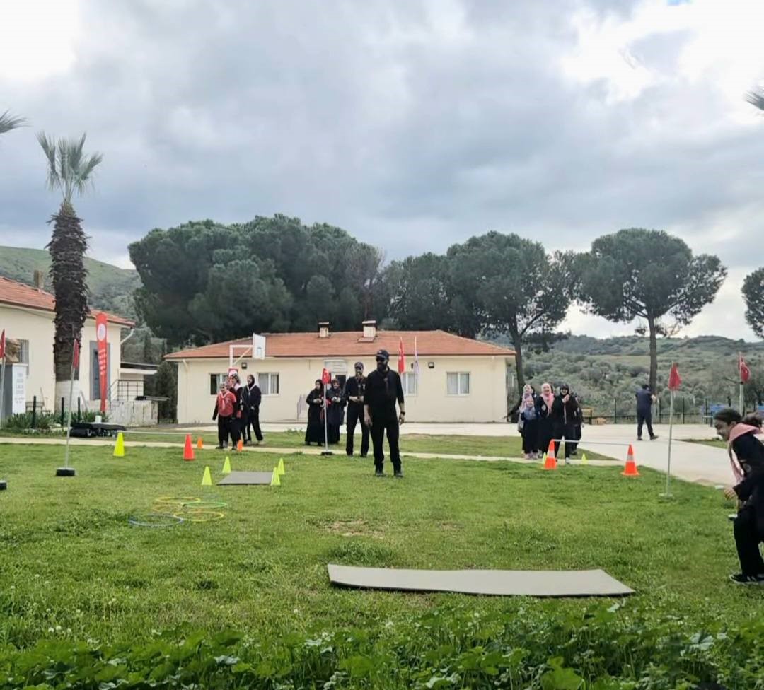 Aydın Diyanet İzcilik Kampı’nda 40 öğrenci İzcilik Yemini etti
