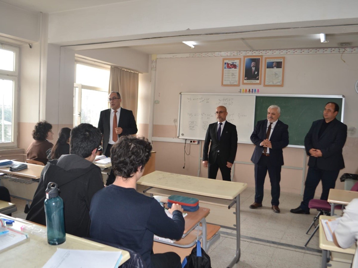 Aydın Fen Lisesi’nde ’Türkiye Yüzyılı Maarif Modeli’ değerlendirildi
