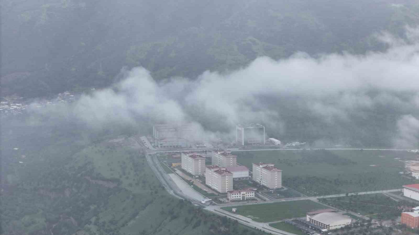 Aydın güne bulutla uyandı
