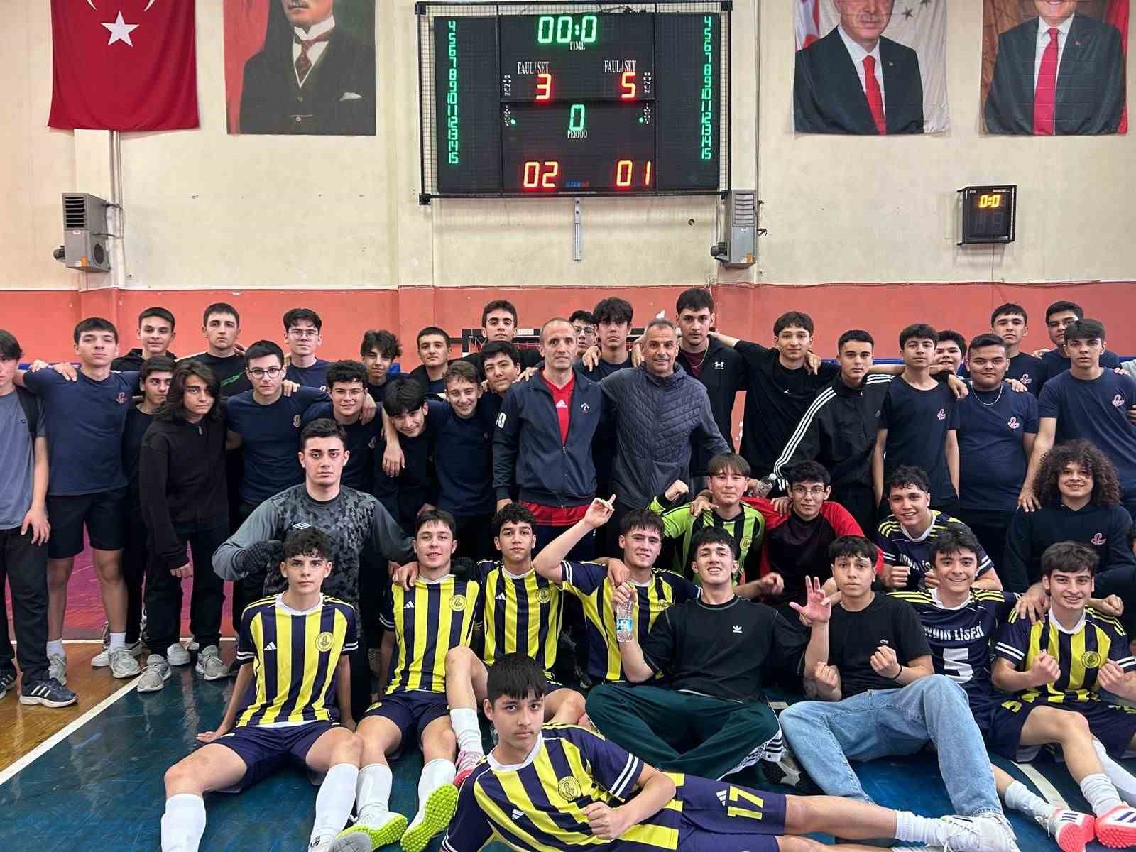 Aydın Lisesi futsal takımı il finaline yükseldi
