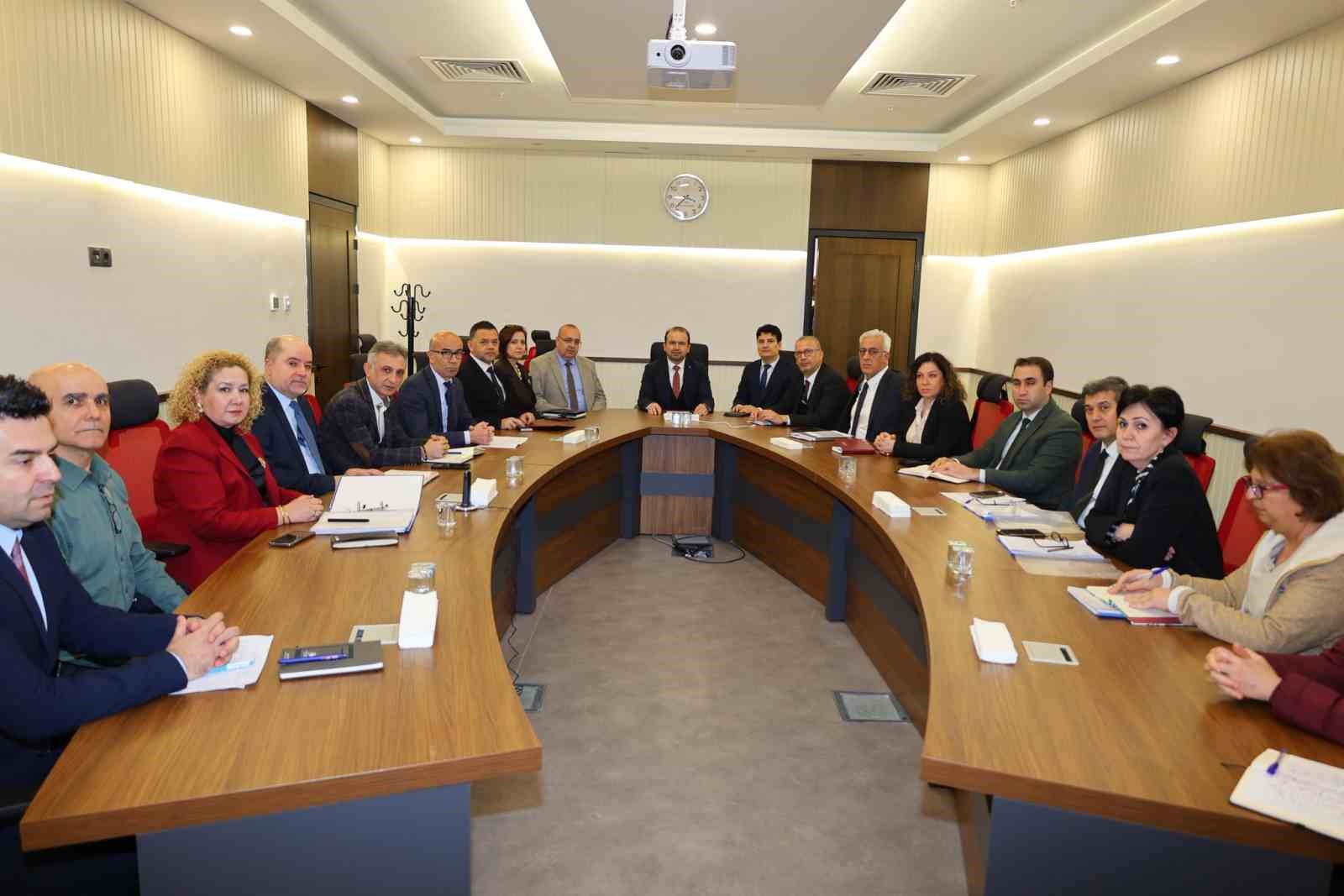 Aydın Şehir Hastanesi’nde üçüncü etap taşınma süreci ele alındı
